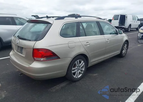 2013 Volkswagen Jetta Sportwagen 2.0L Tdi z USA, uszkodzony, nr VIN 3VWPL7AJ2DM624923